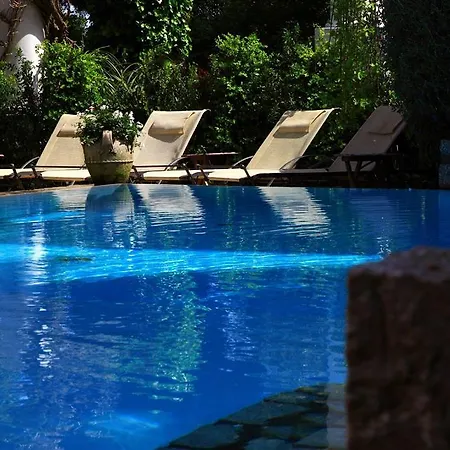 Le Scale Hotel 4*