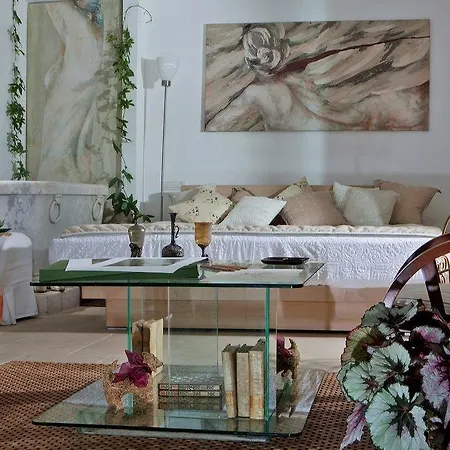 Le Scale Hotel